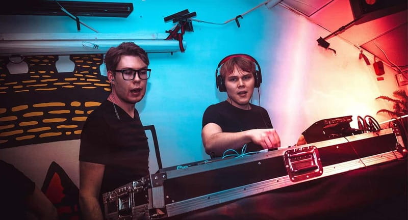 DJ for a Day: Learn to Mix Like a Pro in Berlin - Who should book this workshop?