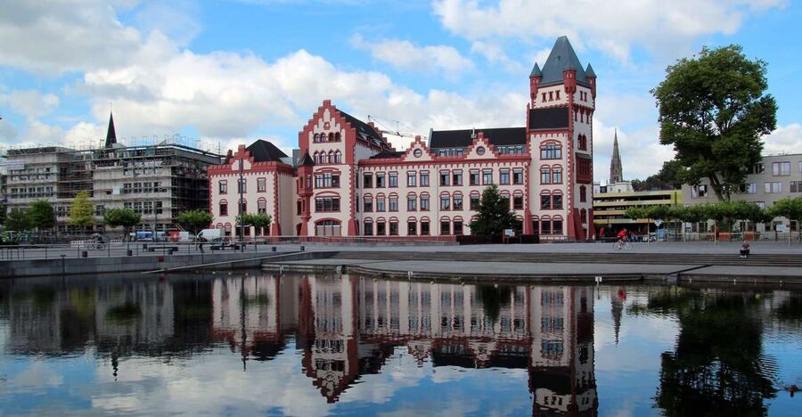 Dortmund: Guided Walking Tour with a Local - Key points at a glance