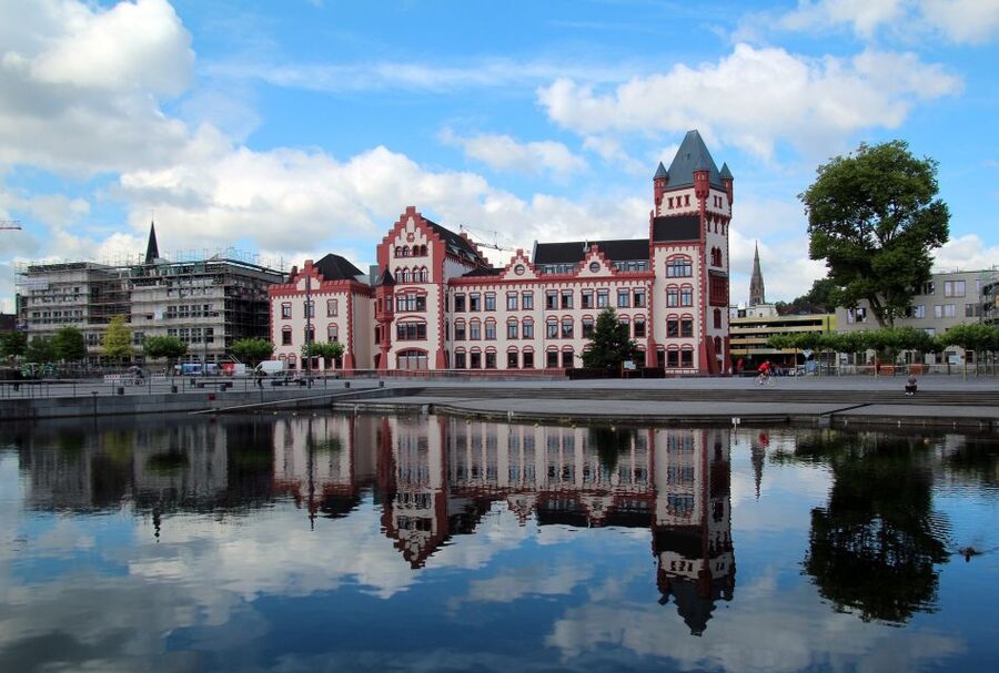 Dortmund: Guided Walking Tour with a Local - Starting outside Dortmund’s Regulatory Office