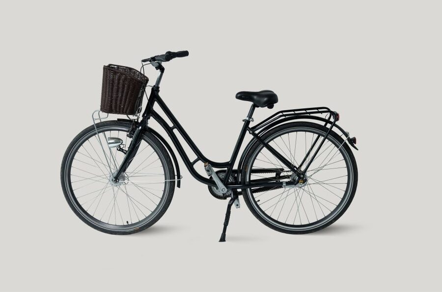Dresden: Bike Rental - City Bike with Option Children Seat - Price and what you receive for it