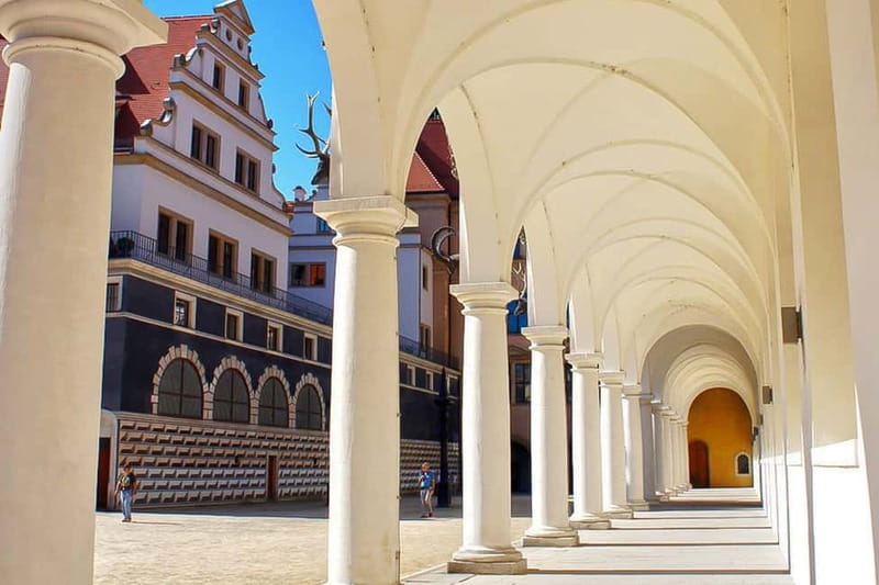 Dresden: City & Semperoper Guided Walking Tour - Inside the Semperoper with a guided ticket