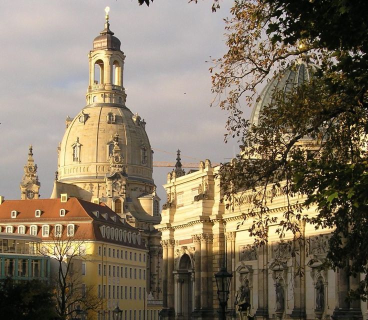 Dresden: Classic Old Town Tour - Semperoper and Theaterplatz