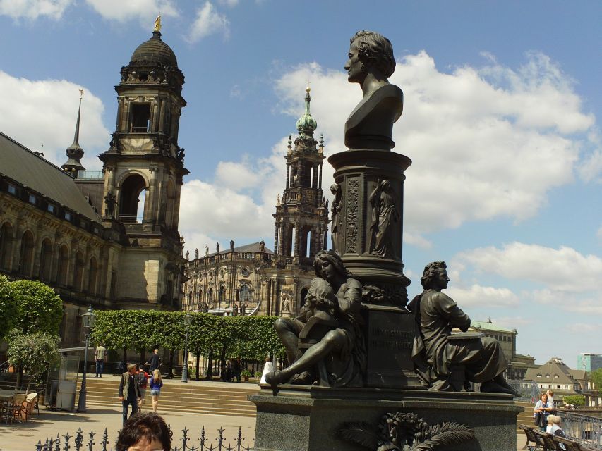 Dresden: Complete Walking Tour with Frauenkirche Visit - Theaterplatz and the Semper Opera