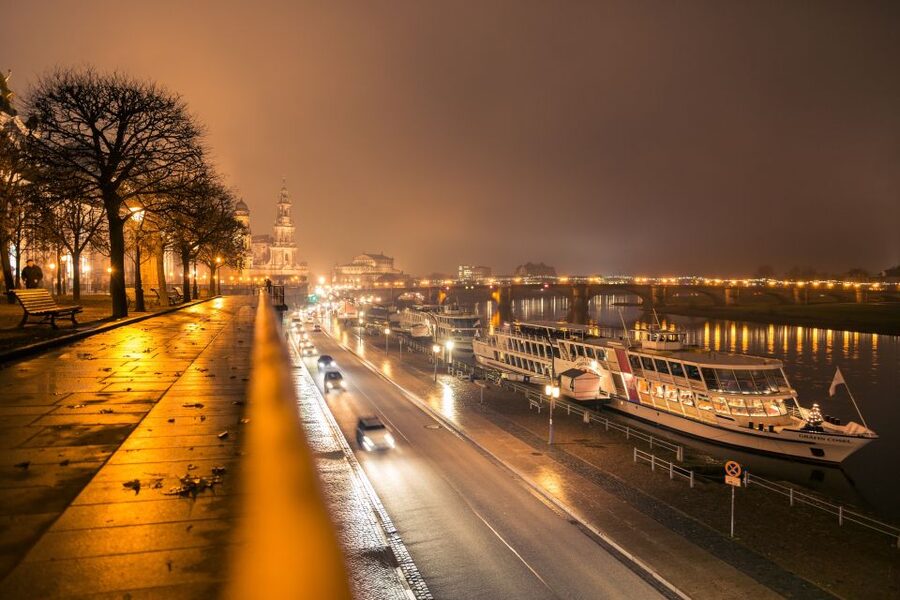 Dresden: Evening River Cruise with Dinner - What the $62 price really buys you
