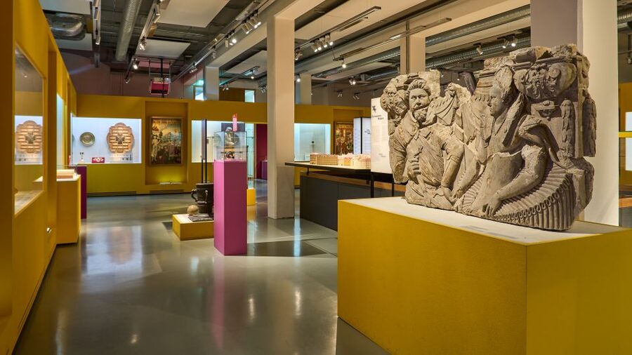 Dresden: Guided City Walk and City Museum Entrance Ticket - The Städtische Gallery and Art From 1500 to Today