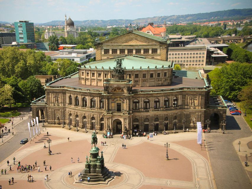 Dresden: Guided City Walk with a Cup of Coffee - Neumarkt and the first look at the Frauenkirche