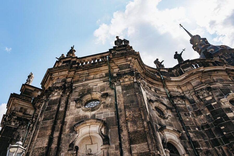 Dresden: Guided Sightseeing Tour in Classic Trabi Car - Who should book, and who should skip it