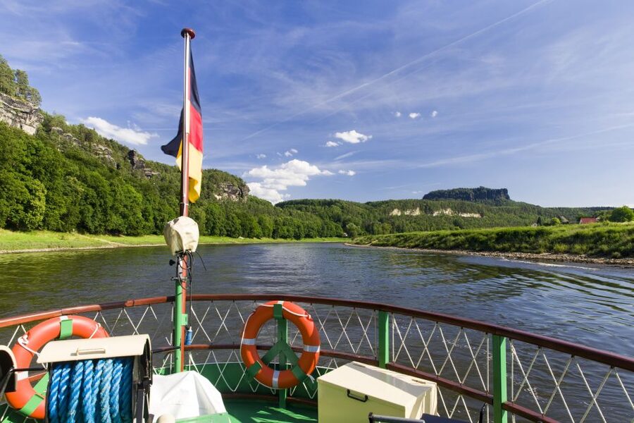 Dresden: Königstein Fortress Paddle Steamer Cruise - Choosing between a round trip and one-way sailing