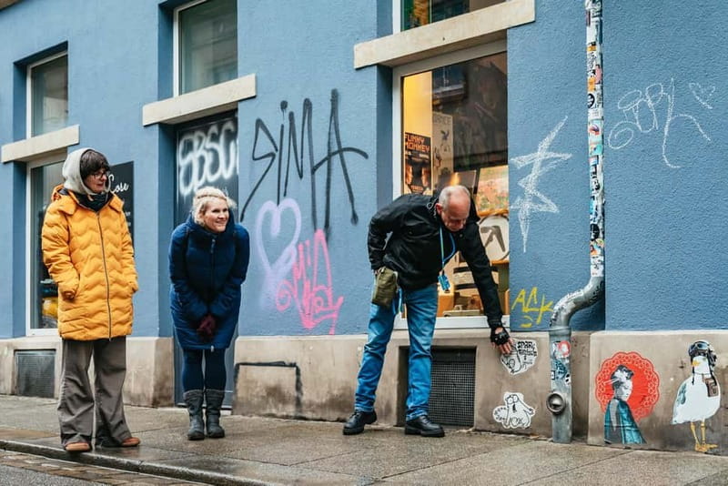 Dresden: Neustadt District Street Art Guided Walking Tour - How the 1.5-hour route feels in practice