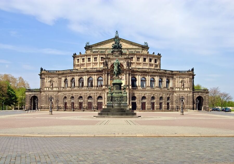 Dresden: Night Watchman Tour Through The Old Town - Starting among the Baroque curves of the Zwinger
