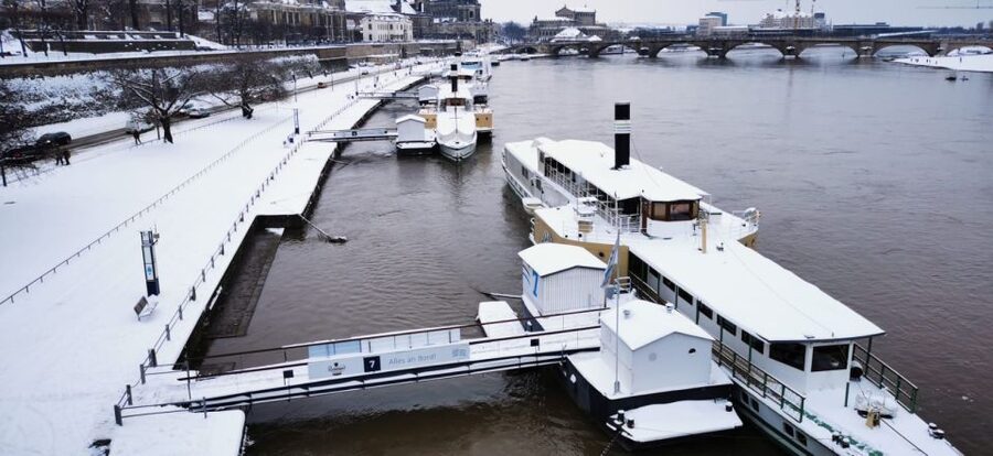 Dresden: Paddle Steamer Winter Cruise to Pillnitz - Old Town views from the Elbe
