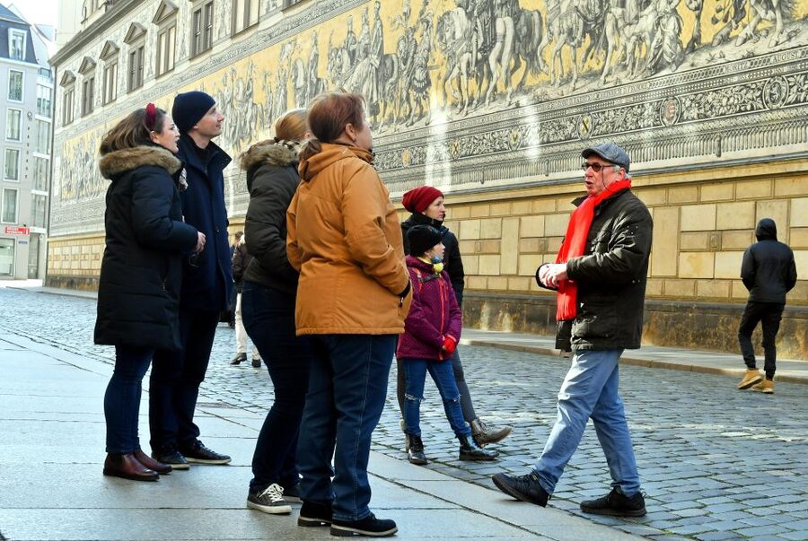 Dresden: Private Guided Walking Tour - Semperoper and Dresden’s artistic reputation