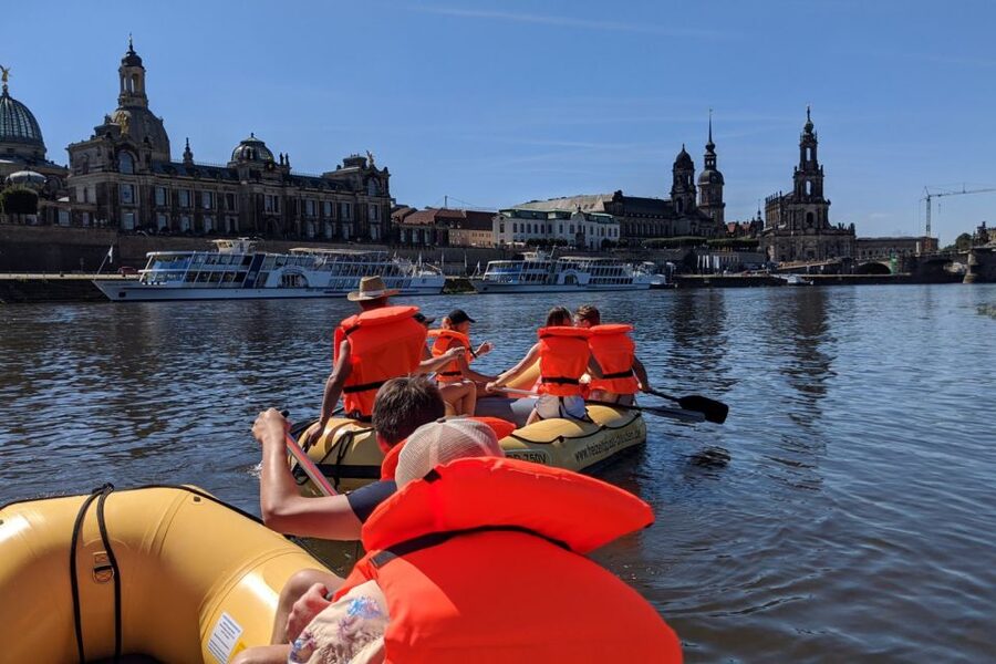 Dresden: Private Inflatable Boat Tour with Beer Garden Stop - Altübigau and the changing pace of the route