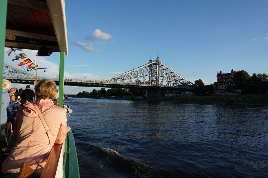 Dresden: River Sightseeing Boat Cruise - Weather, timing, and accessibility