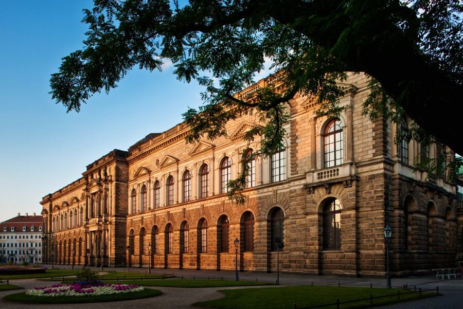 Dresden: Semperoper and Old Town Tour - From the Zwinger to Dresden Castle