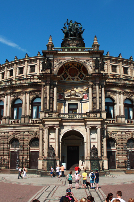 Dresden: Sightseeing Walking Tour in English - Neumarkt and the Frauenkirche