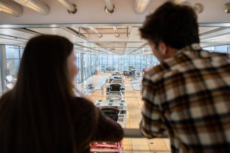 Dresden: Tour of VW's Transparent Factory - When the factory is quiet