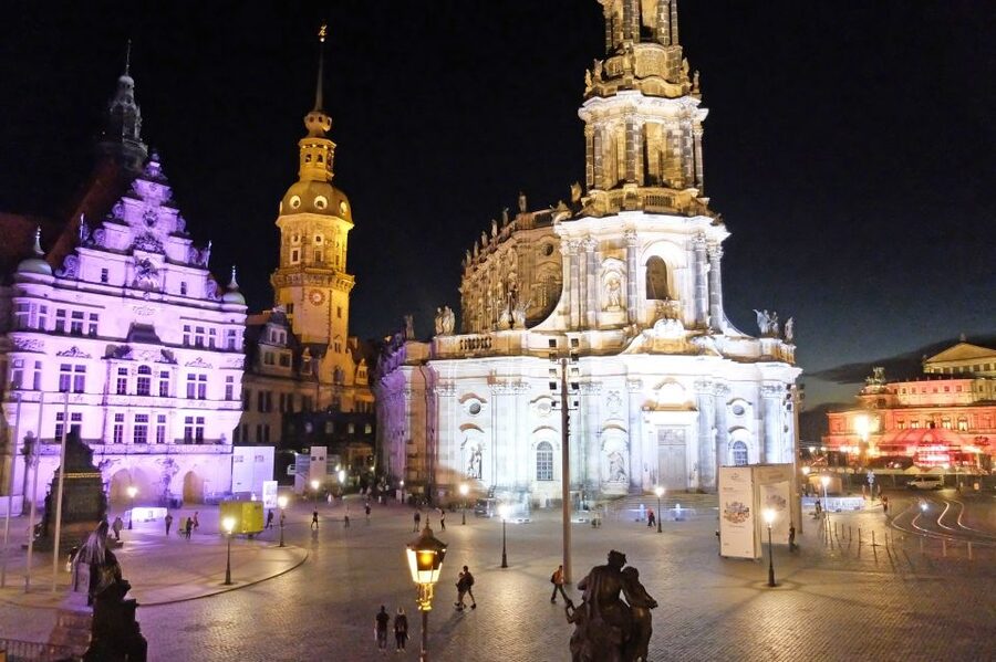 Dresden with a touch of Xmas: English small group tour - Key points to know before booking