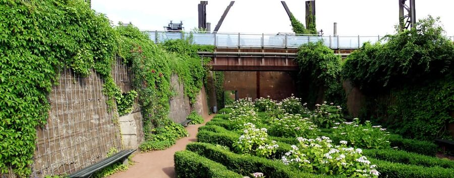 Duisburg Landscape Park GPS treasure hunt in old ironworks - Picking up the clues at the visitor center