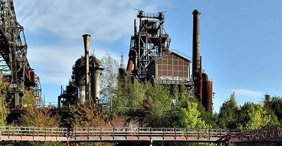 Duisburg Landscape Park GPS treasure hunt in old ironworks - Choosing the right road book