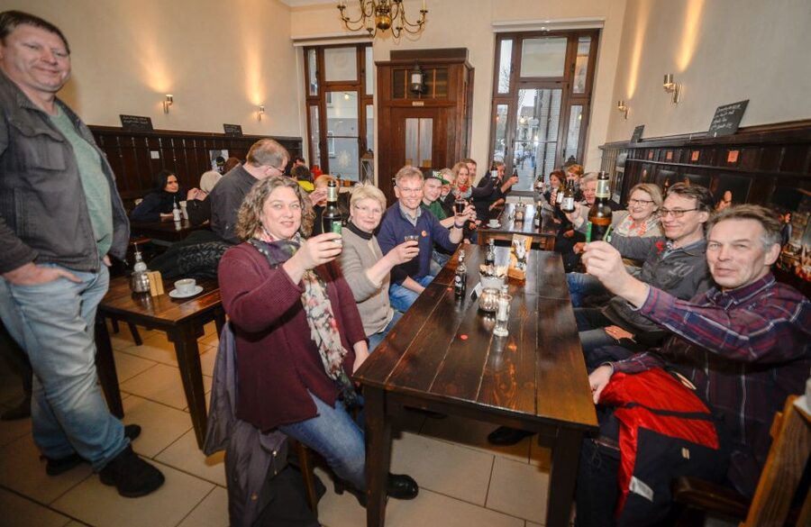 Duisburg-Ruhrot: Historic Harbor Pub Tour - Practical details for a smoother evening