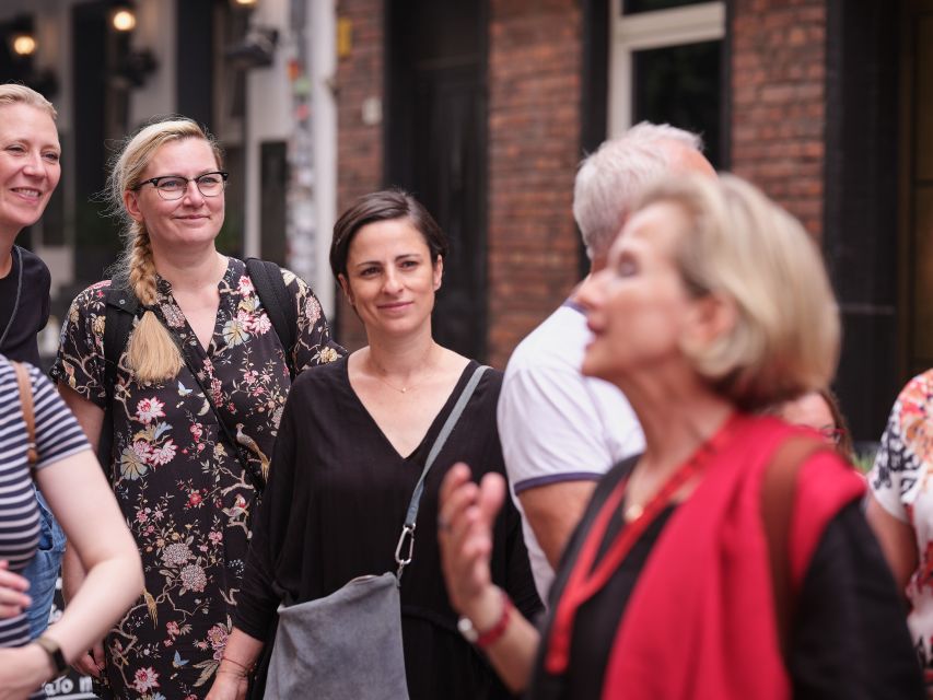 Düsseldorf: Altstadt Guided Tour - Shared walk or private group?