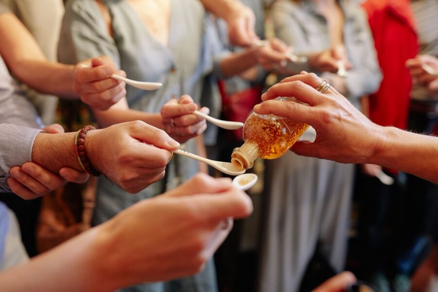 Düsseldorf: Culinary Soul Guided Tour - Learning how traditional mustard is made