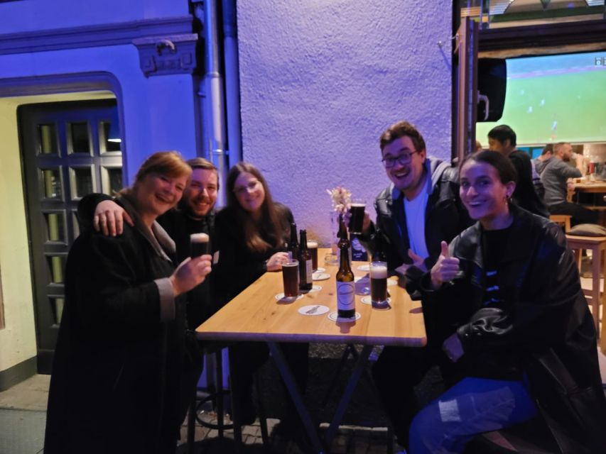 Düsseldorf: Guided Beer Tour with 4 Beers & a Flexible Route - What the first beer teaches you