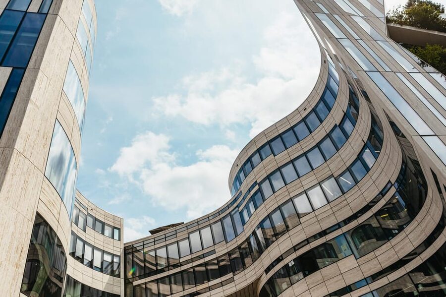 Düsseldorf: Guided City Architecture Walking Tour - Dreischeibenhaus and Düsseldorf’s postwar confidence
