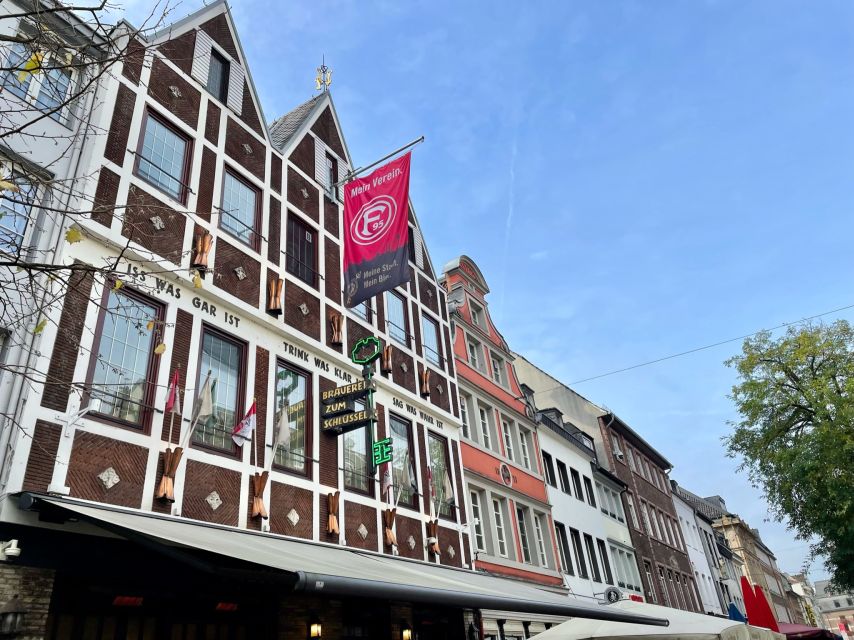 Düsseldorf: Guided Old Town Tour with Beer Break - What the two-hour format means for value