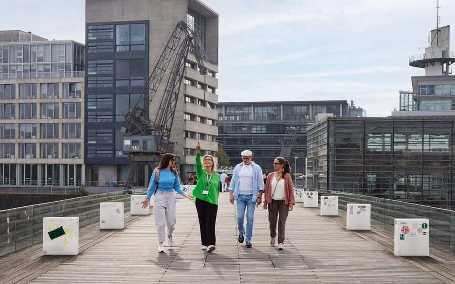 Düsseldorf: Media Harbor and Rhinetower - What the two-hour itinerary feels like