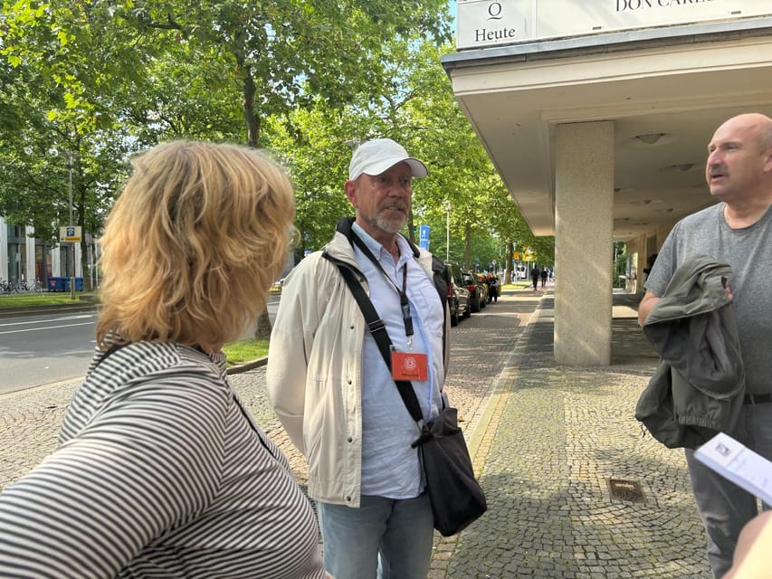Düsseldorf: Old Town Historical Walking Tour with GEO EPOCHE - Why the two-hour format works