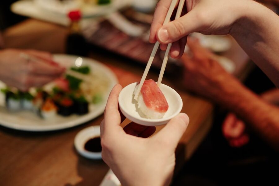 Düsseldorf: Sushi, Sake & Japanese Lifestyle Tour - Start at the Clayton Hotel on Immermannstraße