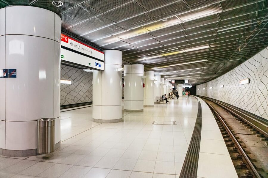 Düsseldorf: The Wehrhahn Line Metro Guided Tour - What you are really paying for at $20