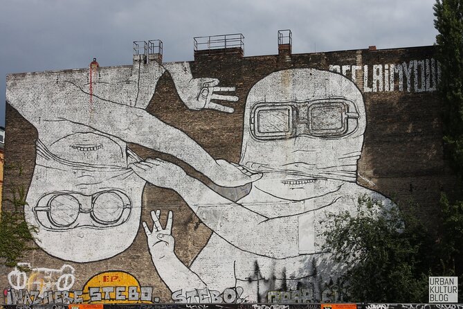 East Meets West: Berlin Food Culture & Street Art - Street art beyond the Wall