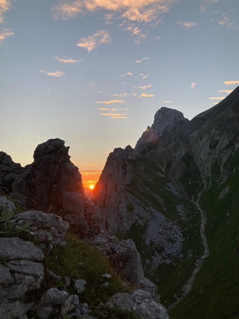 Ehrwald: Hiking Tour into breath taking Nature - What to bring for a comfortable walk
