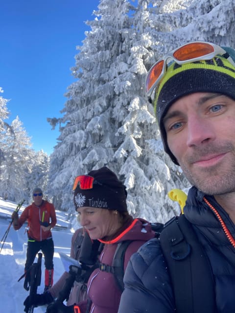 Ehrwald: Zugspitze Snowshoe Hiking Tour with Mountain Views - Booking, languages, and cancellation