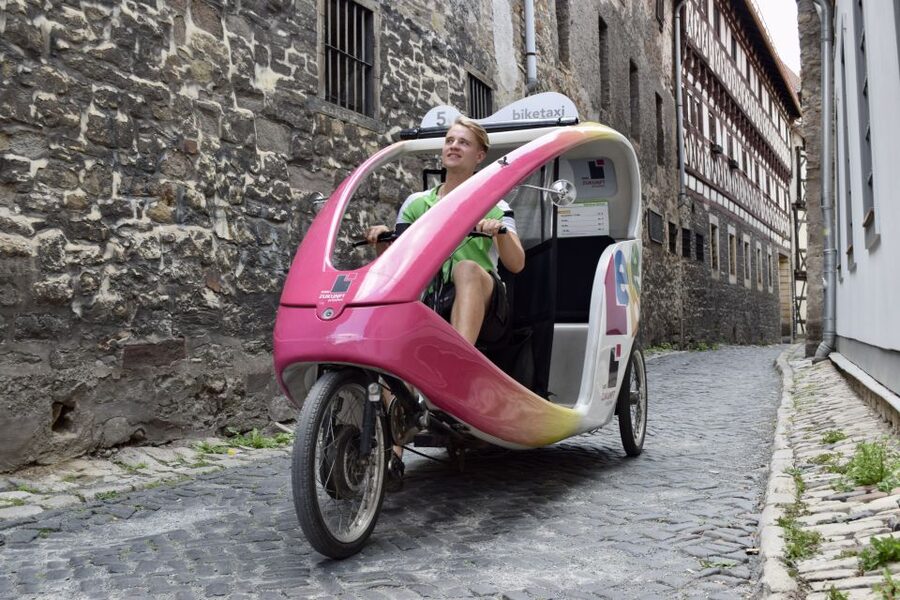 Erfurt: Private Guided Classic Old Town E-Rickshaw Tour - Is $77 good value for two?