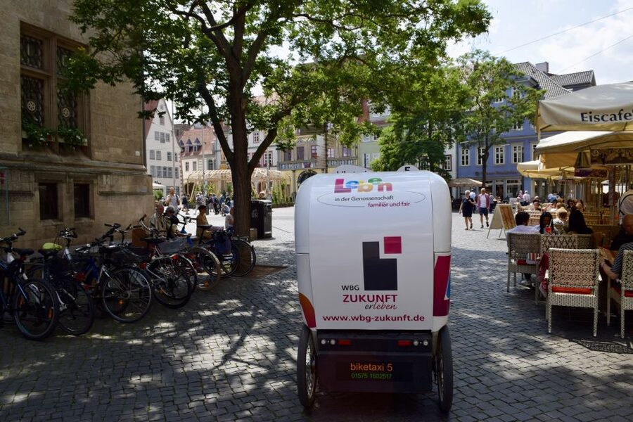 Erfurt: Romantic Rickshaw Tour For Two - Champagne and a slower moment