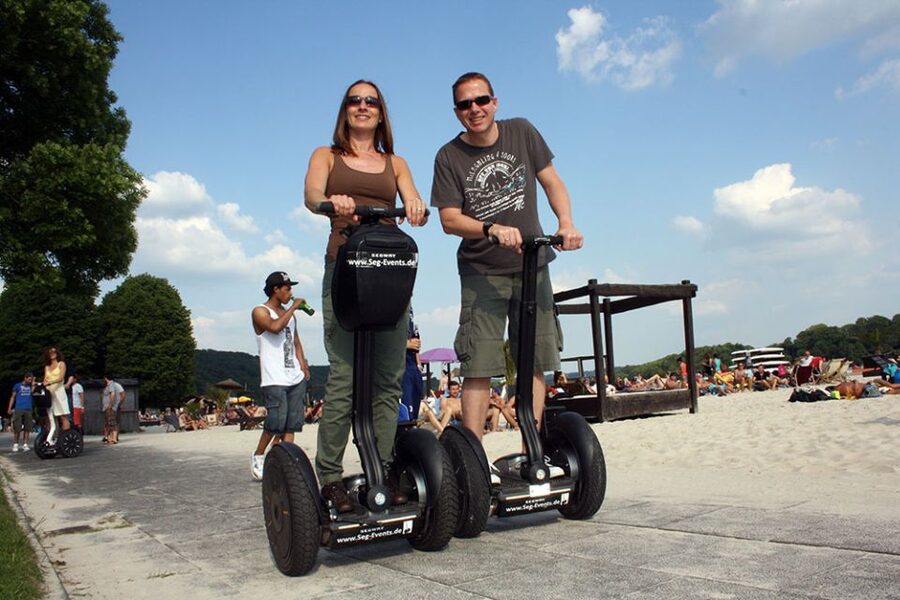Essen: Segway Tour Along the Baldeneysee - The dam, Villa Hügel, and Neue Isenburg