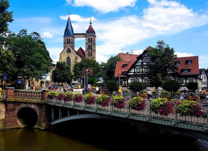 Esslingen: Great walking tour with a Local! - Tom’s guiding style and the private format