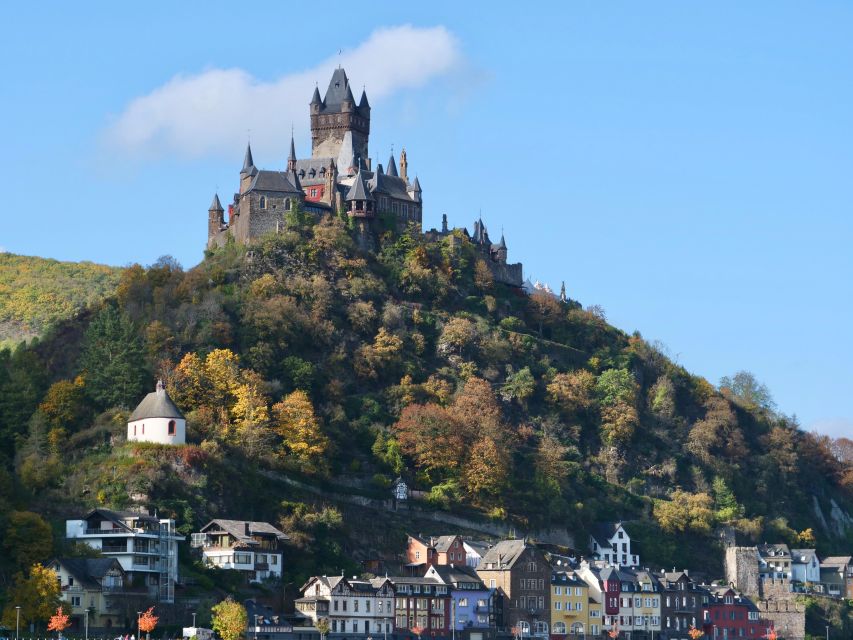 Evening-Cruise to the fireworks of the Cochemer Winefest. - Boarding in Alken, Löf, Brodenbach, or Burgen