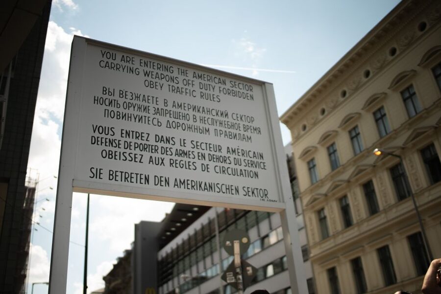 Explore Berlin: Walking Tour of All The Iconic Sites - Why this three-hour route works in Berlin