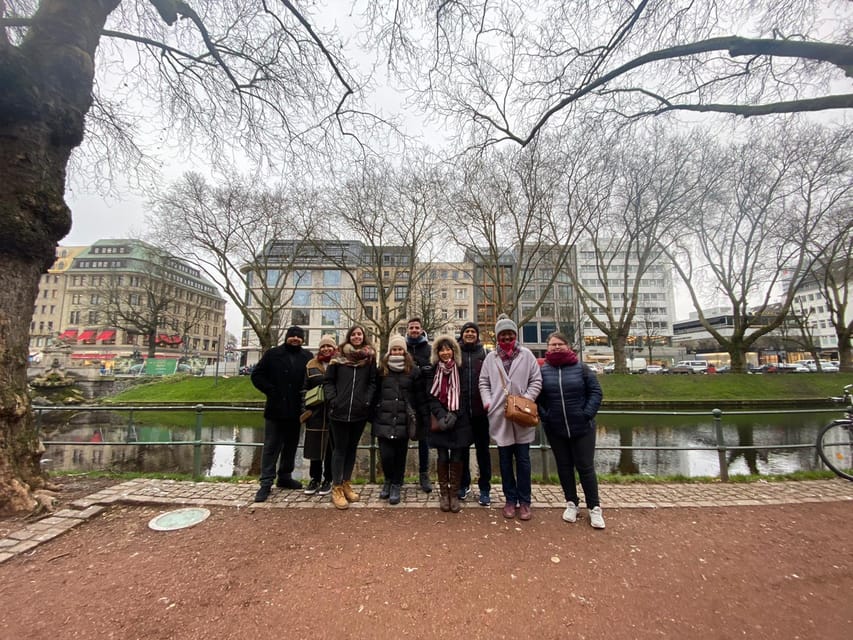 Explore Düsseldorf with Passionate tour guides! - What the two-hour pace feels like