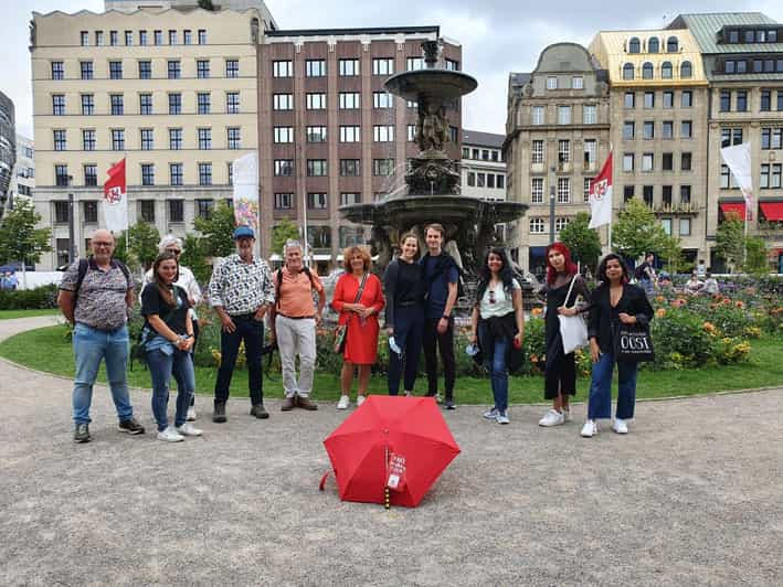 Explore Düsseldorf with Passionate tour guides! - Seeing Düsseldorf through the Old Town