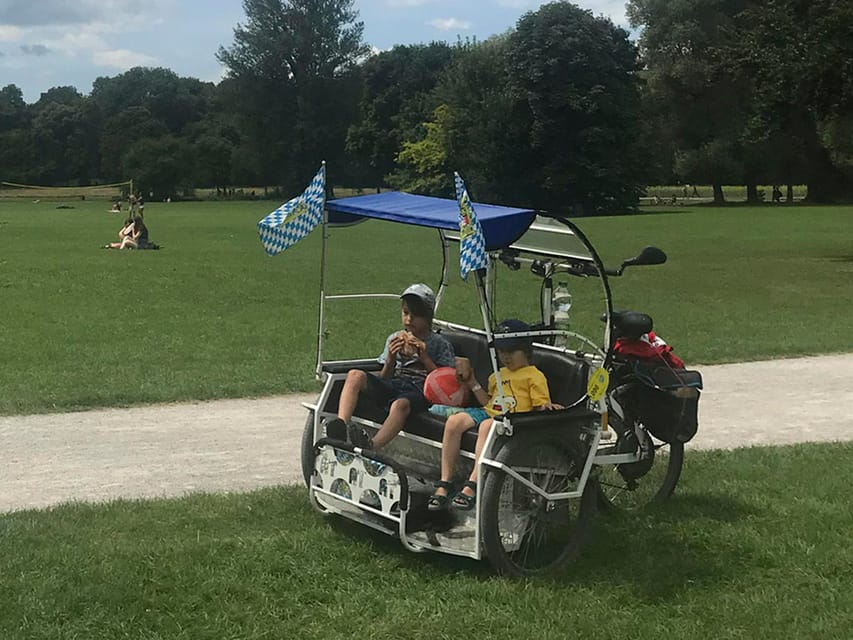 Exploring Munich by Pedicab: Premium Two Hour Tour - A gentle way to meet Munich
