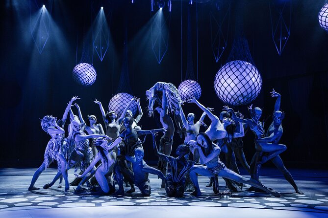 FALLING | IN LOVE Grand Show at Friedrichstadt-Palast Berlin - Is $52.02 good value for Berlin?