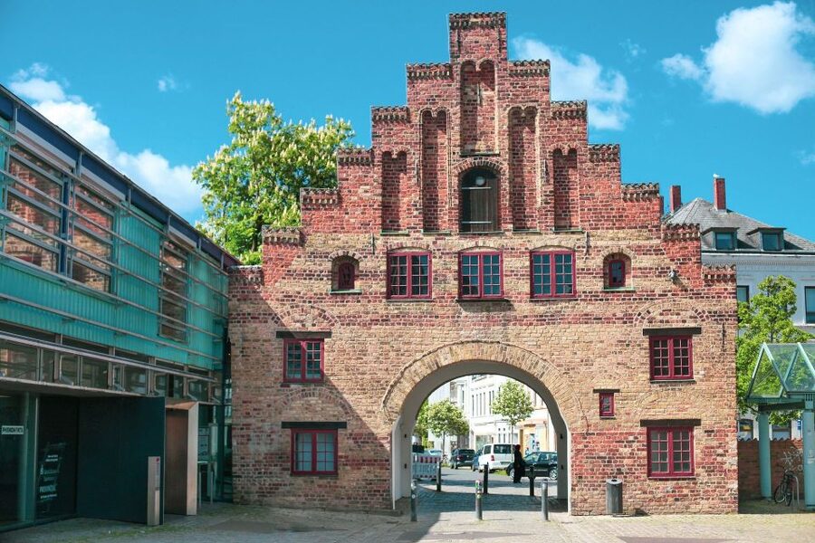 Flensburg: Private Guided Walking Tour - Key points at a glance