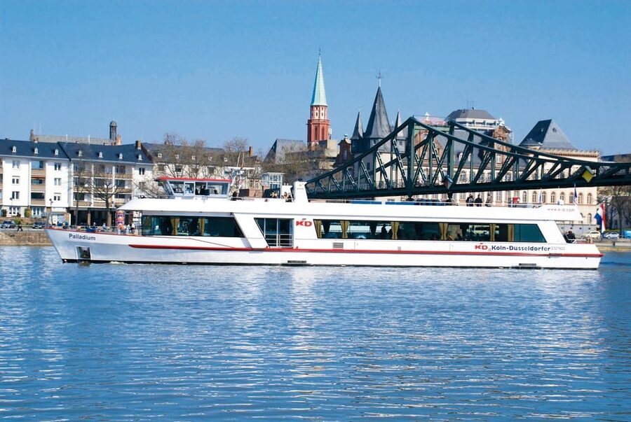 Frankfurt: 1-Hour Panorama Boat Cruise on the river Main - What you see during the one-hour route