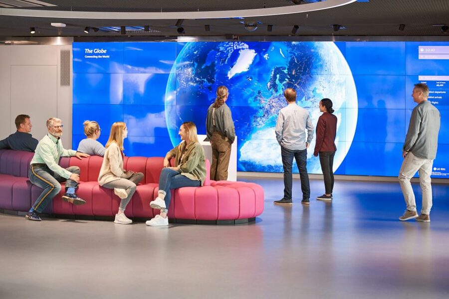 Frankfurt Airport: Fraport Visitor Center Entry Ticket - Getting There by Train, Car, Bus, or Taxi